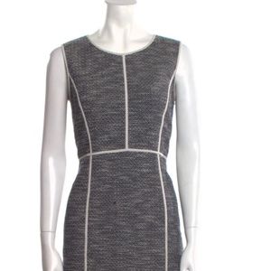 Chic sleevelessss dress - Worn once for photoshoot